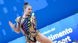 aa q beznos emily mda ph simone ferraro sfa09244 copia